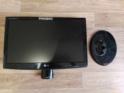 Лот: 17688181. Фото: 1. Мониторы LG Flatron 2043T (2 шт... ЖК-мониторы