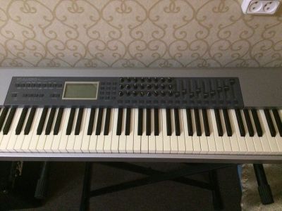 Лот: 11110613. Фото: 1. MIDI-клавиатуру M-Audio Keystation... MIDI-оборудование