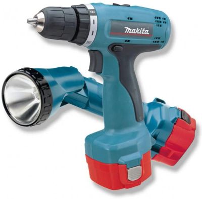 Лот: 6422007. Фото: 1. Дрель аккумуляторная Makita 6271DWALE... Электроинструмент