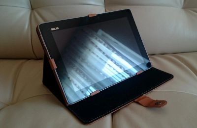 Лот: 4104709. Фото: 1. Планшет ASUS TF 300 T. Планшеты