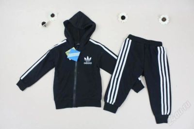 Лот: 2848651. Фото: 1. костюмчик ADIDAS на мальчика. Костюмы, пиджаки, комбинезоны