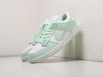Лот: 24979462. Фото: 1. Кроссовки Nike SB Dunk Low. Кеды, кроссовки, слипоны