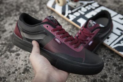 Лот: 9637611. Фото: 1. VANS av rapidweld. Кеды, кроссовки, слипоны