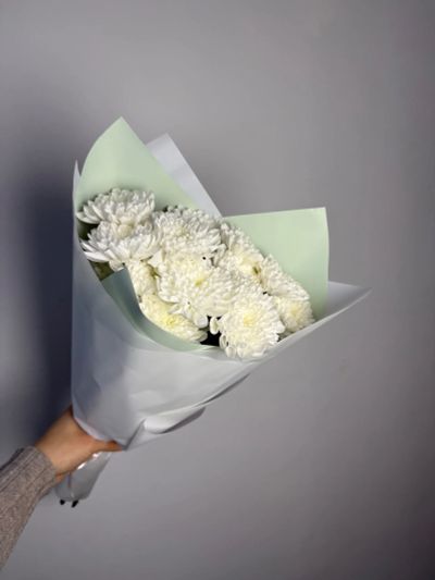 Лот: 25778414. Фото: 1. 4. Букет- комплимент из белых... Свежие цветы