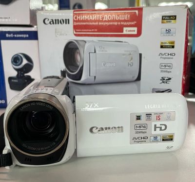 Лот: 20360042. Фото: 1. Видеокамера Canon Legria HF R506. Видеокамеры