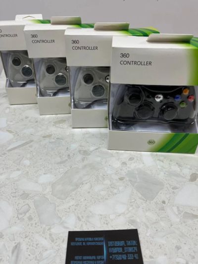 Лот: 18690435. Фото: 1. Четыре 4 джойстика Xbox 360 Новые... Рули, джойстики