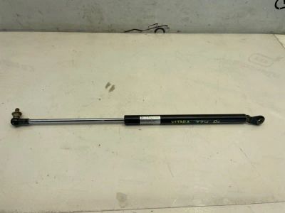 Лот: 22459424. Фото: 1. амортизатор двери багажника Suzuki... Другое (автозапчасти)