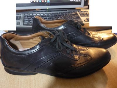Лот: 25730283. Фото: 1. Из натуральной кожи Clarks. Ботинки, полуботинки