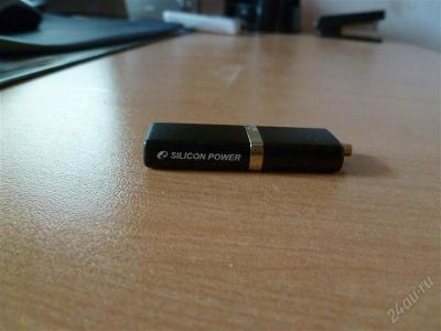 Лот: 1237013. Фото: 1. USB Flash silicon power 8 gb. USB-флеш карты