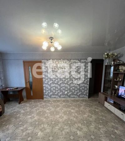 Лот: 21091940. Фото: 1. Продам 3-комн. кв. 59.5 кв.м... Квартиры, студии