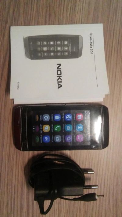 Лот: 6831175. Фото: 1. nokia Asha 305. Кнопочные мобильные телефоны