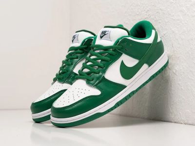 Лот: 20356394. Фото: 1. Кроссовки Nike SB Dunk Low. Кеды, кроссовки, слипоны