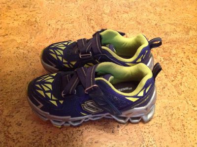 Лот: 11447100. Фото: 1. Кроссовки детские Skechers мальчик... Кеды, кроссовки