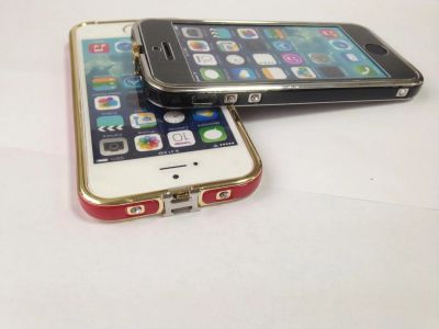Лот: 4599920. Фото: 1. Бампер Hermes белый на iPhone... Чехлы, бамперы