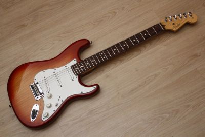 Лот: 8037587. Фото: 1. Fender Stratocaster American Standard... Гитары