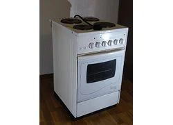 Лот: 18352039. Фото: 1. Электроплита Лысьва, состояние... Плиты, духовые шкафы, варочные поверхности
