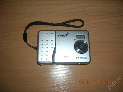 Лот: 1437715. Фото: 1. Цифровой фотоаппарат Genius (рабочий... Цифровые компактные