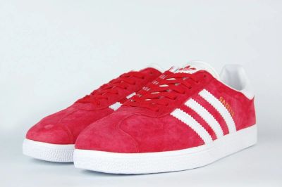 Лот: 16897358. Фото: 1. Кроссовки Adidas Gazelle Red... Кеды, кроссовки, слипоны