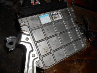 Лот: 20896254. Фото: 1. Блок управления двс Toyota Ractis... Электрооборудование