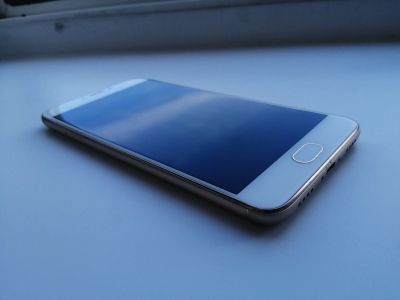 Лот: 14675278. Фото: 1. Meizu M3 Note Gold, 2gb 16gb... Смартфоны