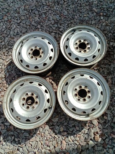 Лот: 25279601. Фото: 1. Диски штампованные r14 4x100 цо... Диски