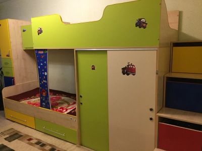 Лот: 16034508. Фото: 1. Мебель для детской комнаты, бу... Комплекты детской мебели