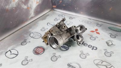 Лот: 23587274. Фото: 1. Корпус масляного фильтра Nissan... Двигатель и элементы двигателя