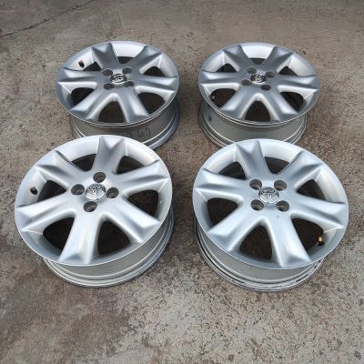 Лот: 20739945. Фото: 1. Диски литые Toyota 6,0хR16 4х100... Диски