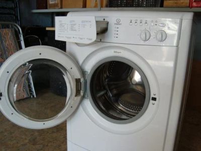 Лот: 10533318. Фото: 1. indesit wisl 82. Стиральные машины