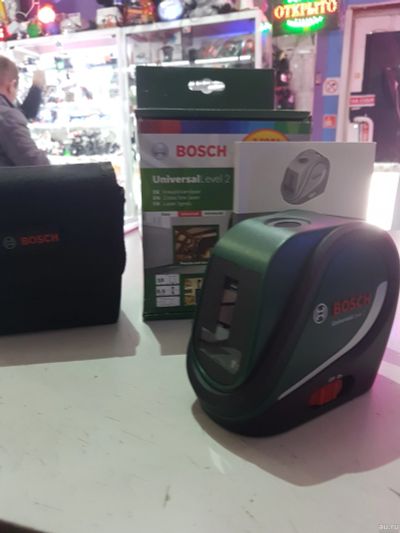 Лот: 13486470. Фото: 1. Лазерный уровень BOSCH UniversalLevel... Ручной инструмент