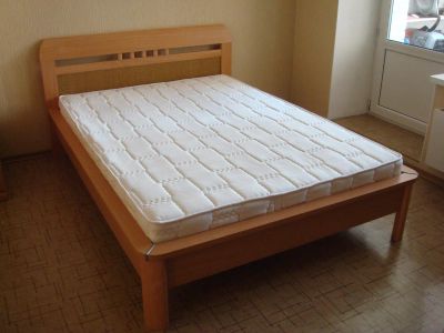 Лот: 4487012. Фото: 1. Двуспальная кровать фабрики Лазурит. Кровати