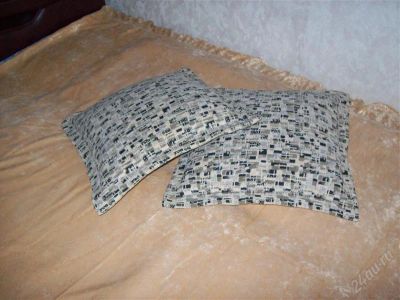 Лот: 2692423. Фото: 1. Подушки гобелен( 2 штуки). Одеяла, подушки