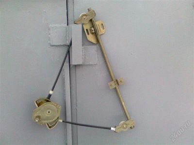 Лот: 1357364. Фото: 1. Стеклоподъемник механический на... Кузов