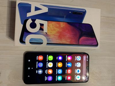 Лот: 17067741. Фото: 1. Samsung A50. Смартфоны