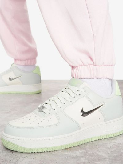 Лот: 25369847. Фото: 1. Кеды женские Nike Air Force 1... Кеды, кроссовки, слипоны