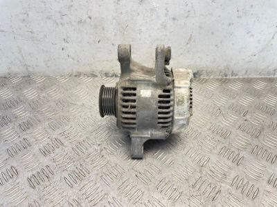Лот: 25513158. Фото: 1. генератор toyota Corolla ZZE120. Двигатель и элементы двигателя