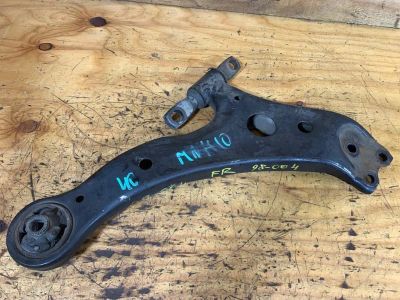 Лот: 18536172. Фото: 1. Рычаг подвески Toyota Alphard... Ходовая, подвеска, рулевое управление