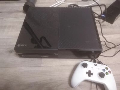 Лот: 17684268. Фото: 1. Xbox one+2 джойстика и 6 игр. Игровые приставки, консоли