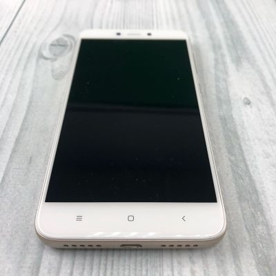 Лот: 14857992. Фото: 1. Xiaomi Redmi 4X 16Gb Gold (БУ... Смартфоны