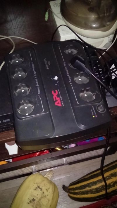 Лот: 6279018. Фото: 1. ибп apc back-ups es 400. ИБП, аккумуляторы для ИБП