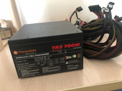 Лот: 11997102. Фото: 1. Блок питания Thermaltake TR2 700W... Корпуса, блоки питания