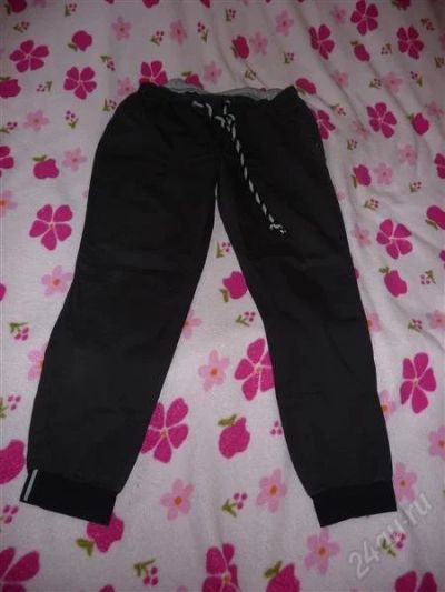 Лот: 2610933. Фото: 1. Штаны Bershka L. Брюки, шорты