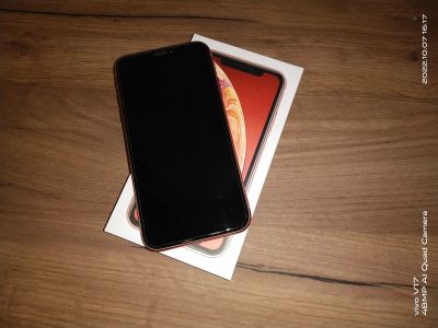 Лот: 19506499. Фото: 1. iPhone XR 128gb. Смартфоны