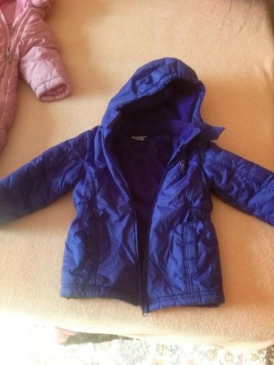 Лот: 8259740. Фото: 1. продам куртку на девочку. Верхняя одежда