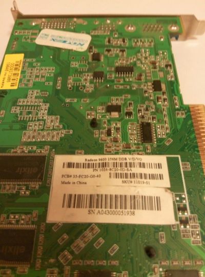 Лот: 7646281. Фото: 1. Видеокарта Radeon 9600 256 Mb. Видеокарты