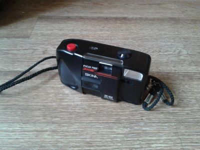 Лот: 6092041. Фото: 1. Продам фотоаппарат пленочный Skina... Плёночные компактные