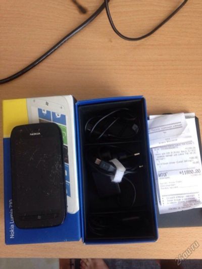 Лот: 5628535. Фото: 1. Продам Nokia Lumia 710 с чеками... Смартфоны