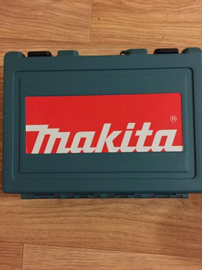 Лот: 8601125. Фото: 1. Перфоратор Makita HR2450. Электроинструмент