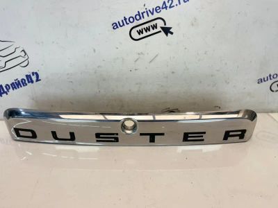 Лот: 22458881. Фото: 1. накладка двери багажника Renault... Другое (автозапчасти)
