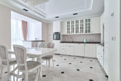 Лот: 25084555. Фото: 1. Продам 4-комнатную квартиру. Квартиры, студии